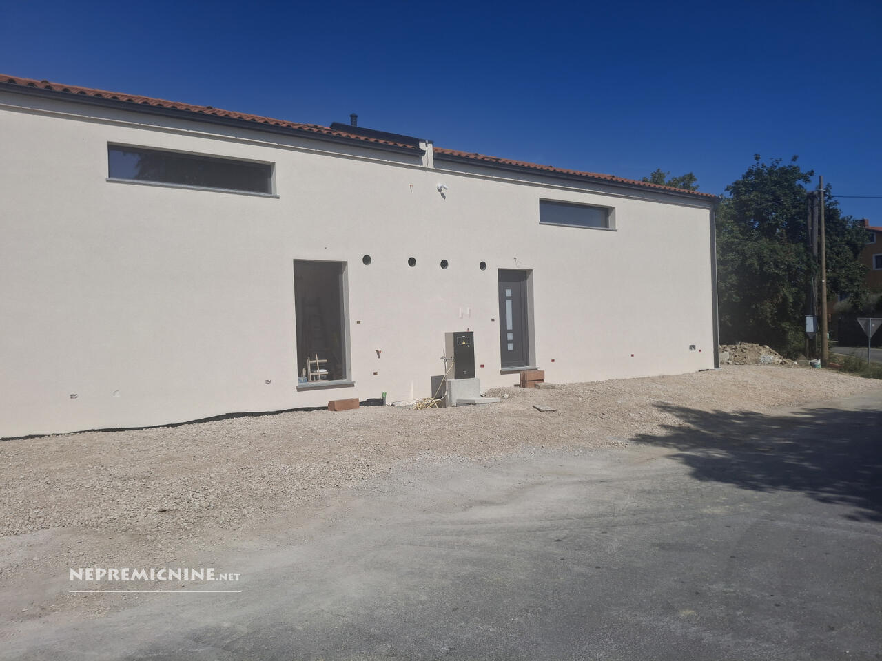 299.000,00 € - BREZOVICA PRI GRADINU, STANOVANJE 112
