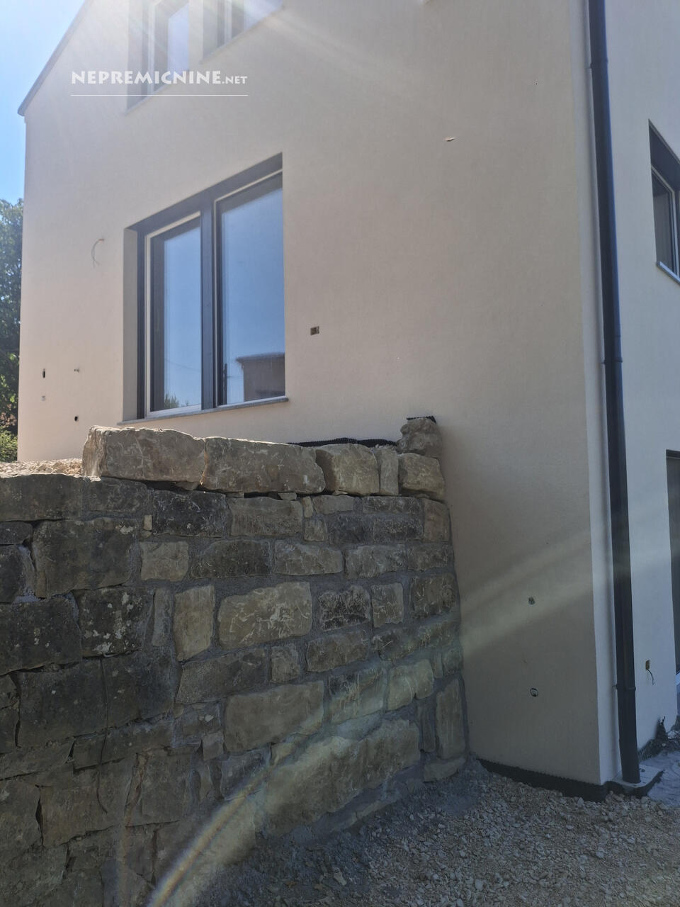 299.000,00 € - BREZOVICA PRI GRADINU, STANOVANJE 42